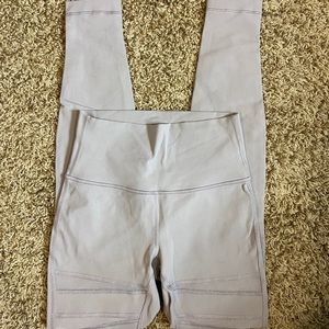 lululemon leggings size 4